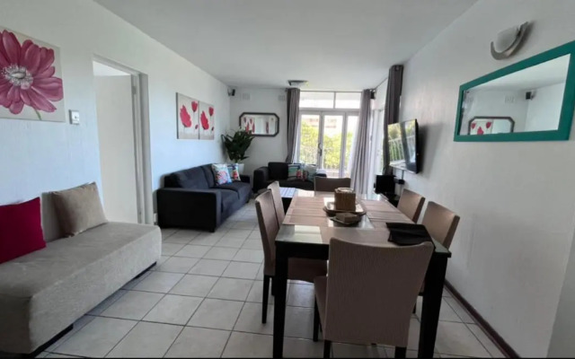 34 Kyalanga Beachfront Apartment