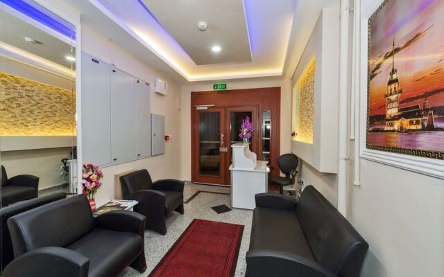 Le Premier House
