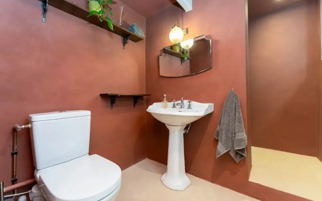 Host Stay The Courtyard at Egremont Place