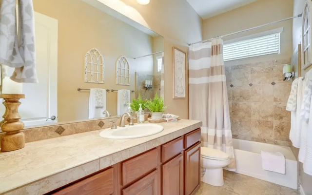 Goodyear Oasis w/ Private Pool & Hot Tub!
