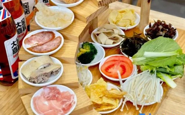 Xana Hotelle Hotel (Kunming Changshui International Airport Bogang Xiandai Plaza) – Meal – Kunming