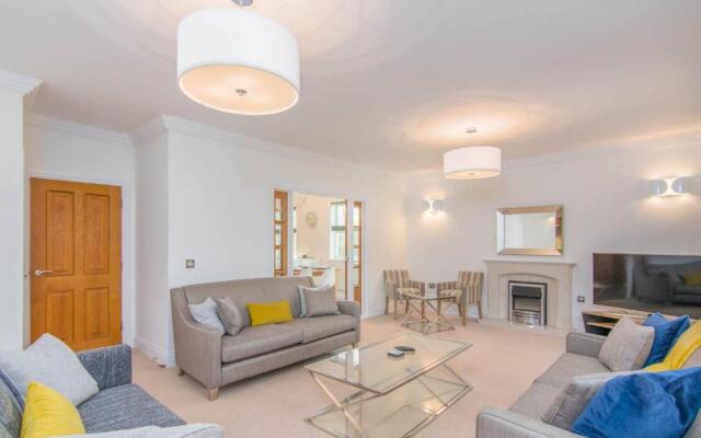 Jubilee Mansions 5* Retreat