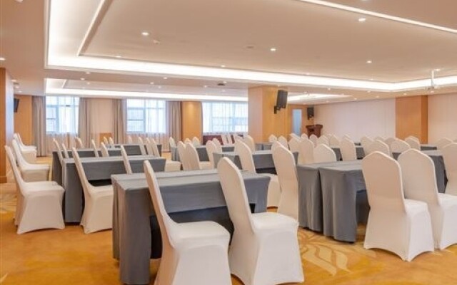 Homeinn Plus Hotel (Hangzhou Future Science Town West Railway Station)