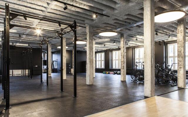 Design Hostel P182
