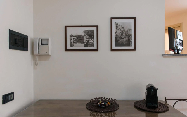 At Home Heart of Milan - Duomo Apartment