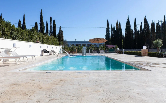 Tenuta San Cassiano with garden and pool