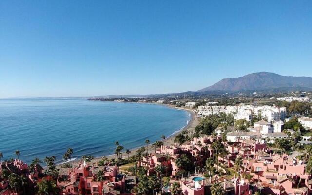 Marina Luxury Apartment