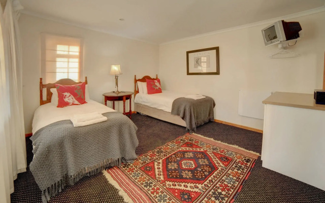 Outeniqua Travel Lodge