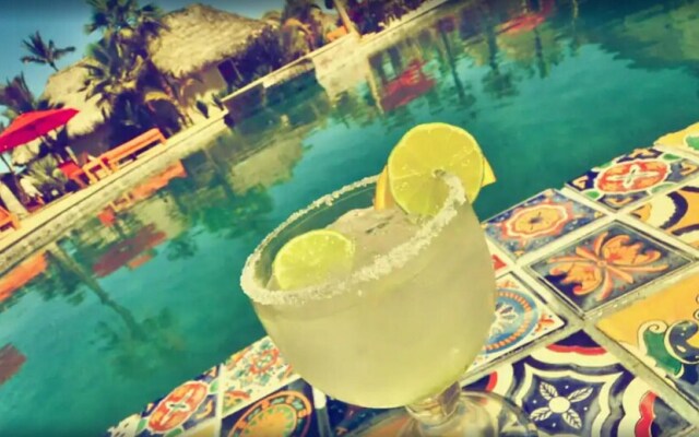 Cerritos Surf Town Beach Front Hotel