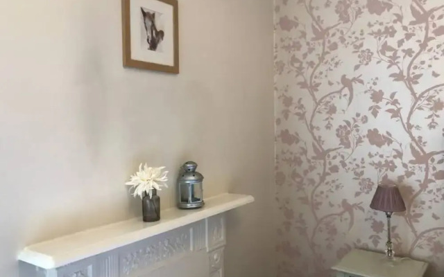 Modern 2 Bedroom City Centre Flat