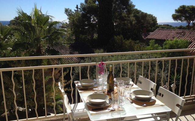 Hôtel et Studios Les Amandiers