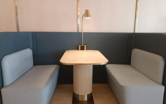 Hanting Hotel (Zhengzhou Fantawild Shangdu Avenue Branch)