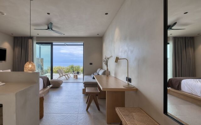 Le Grand Bleu Resort
