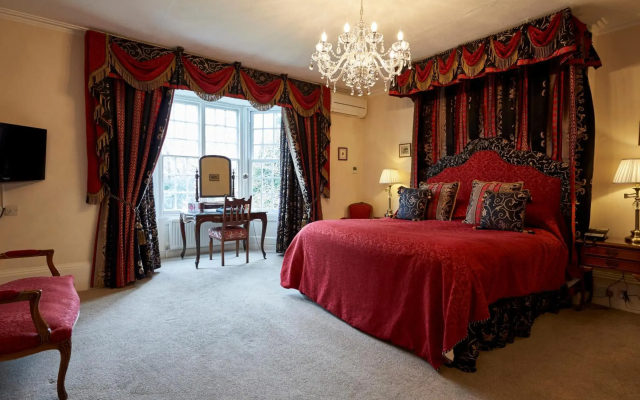 Hempstead House Hotel