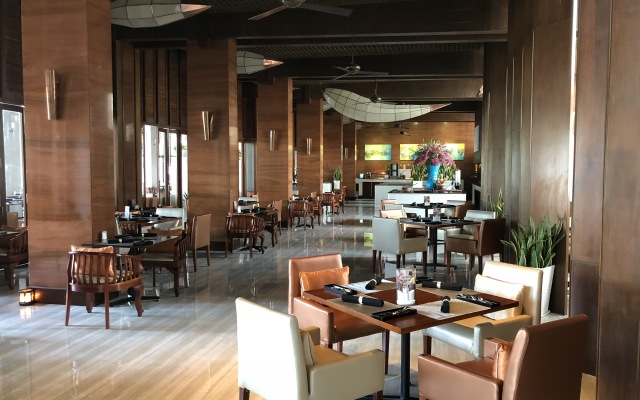 Sunrise Premium Resort Hoi An
