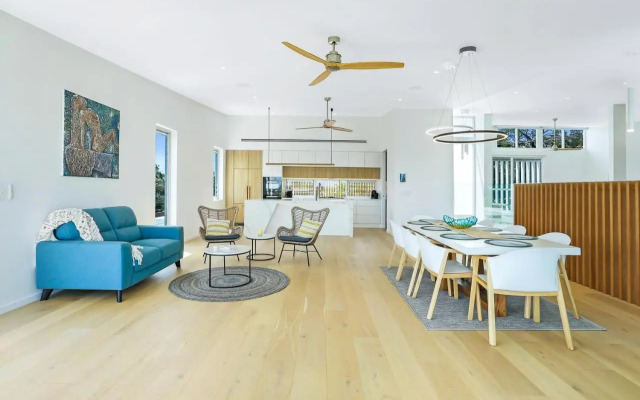 Magnificent views on Arkana, Noosa Heads