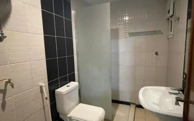OYO 611 Jumeirah Furnished Units