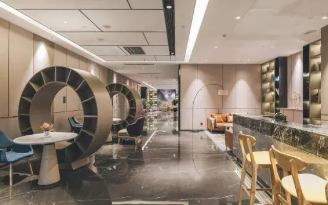 Atour Hotel (Chongqing Nanbin Road Huangguan International River view)