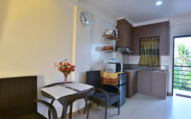 Anahaw Apartments Whitebeach