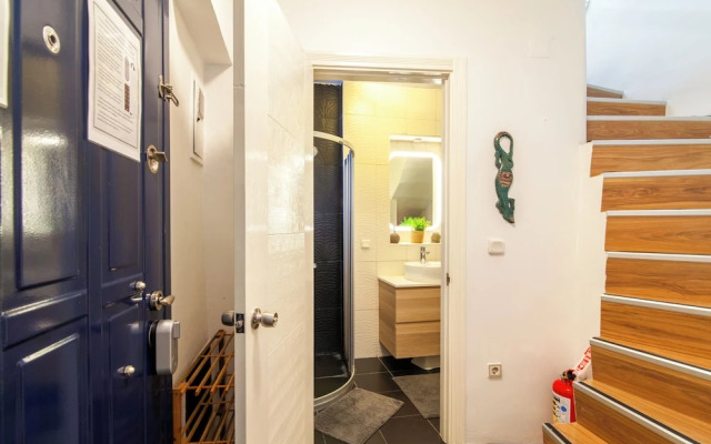 Bostanüstu Dere Sokağı