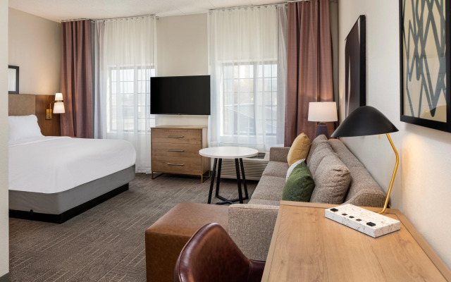 Staybridge Suites MPLS-Maple Grove/Arbor Lakes by IHG