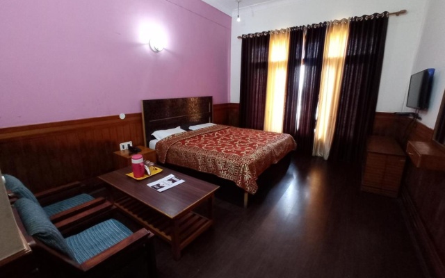Hotel Himsagar