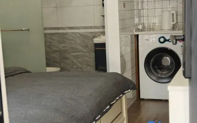 Hangzhou Baishitong Apartment (Chengzhan Subway Station)