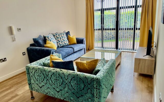 Pochin House Collections