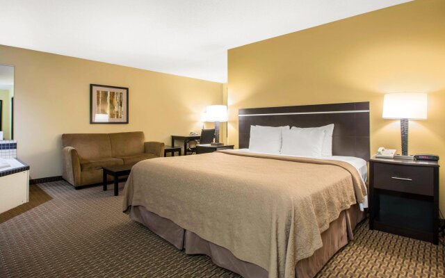 Quality Inn & Suites Sun Prairie Madison East