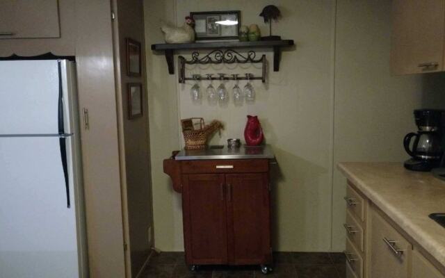 Rogers Roost - Three Bedroom Cabin