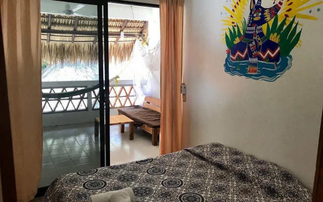 Nomad Beach House - Hostel