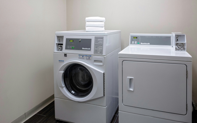Four Points by Sheraton Memphis East