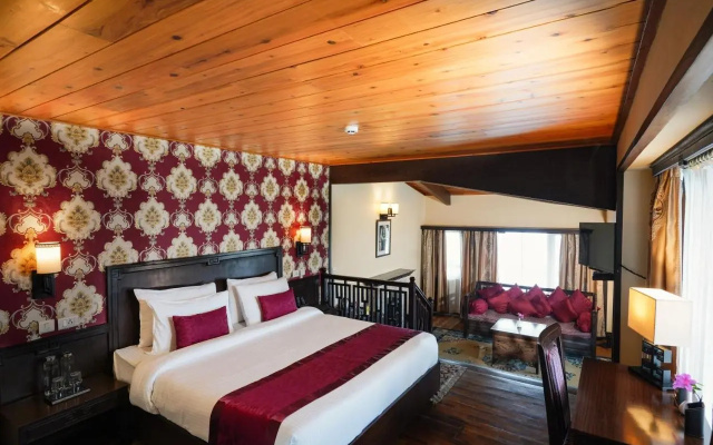 Denzong Regency- Luxury Mountain Retreat Spa & Casino