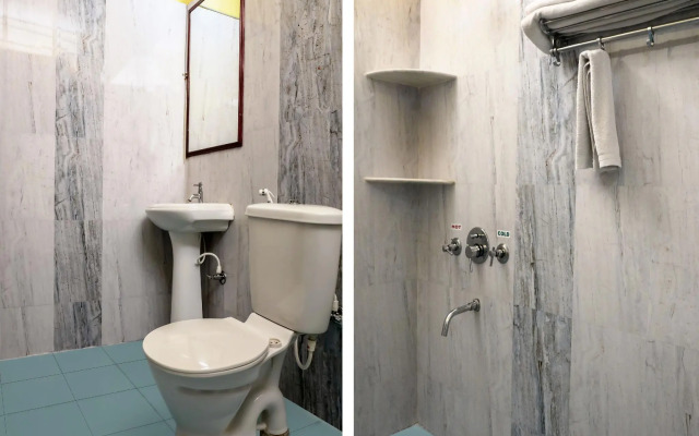 OYO 13893 Stay Simple Brindavan Resort