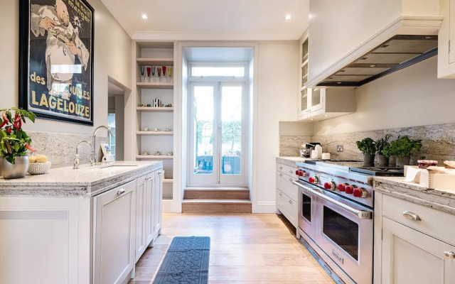 The Notting Hill Townhouse - by Out of Office Lifestyle