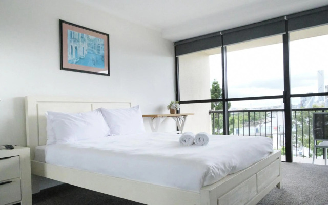River Plaza Apartments