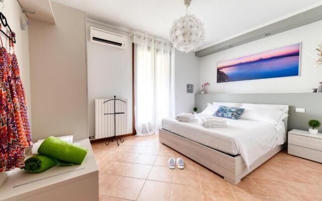 Wolf House - Sirmione Holiday