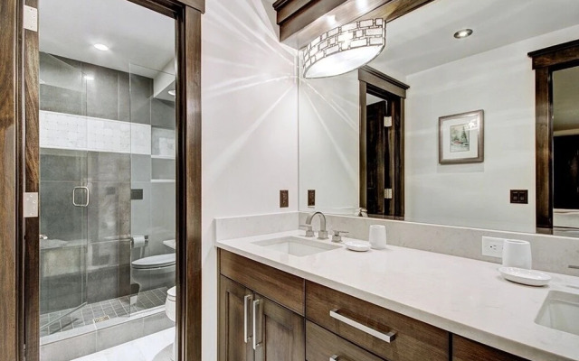 The Bogart House 5 Bedroom Home