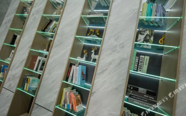 Super 8 Hotel(Changchun Railway Station )