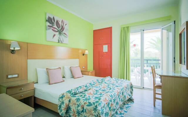 Roseclub Apartments