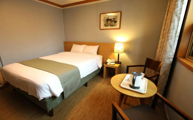 Prime Tourist Hotel