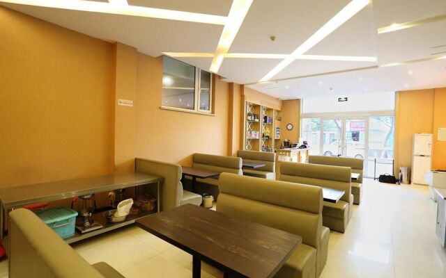 Qingdao Lucky and Better Hotel