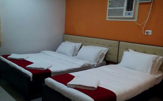 Hotel Akash Park