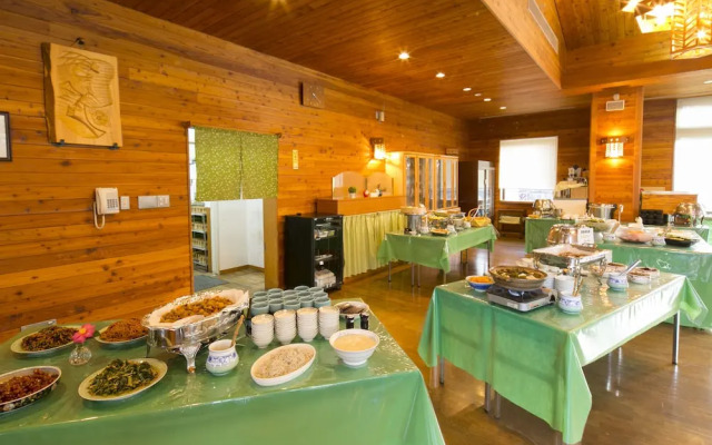 Forest Resort Conifer Iwabitsu