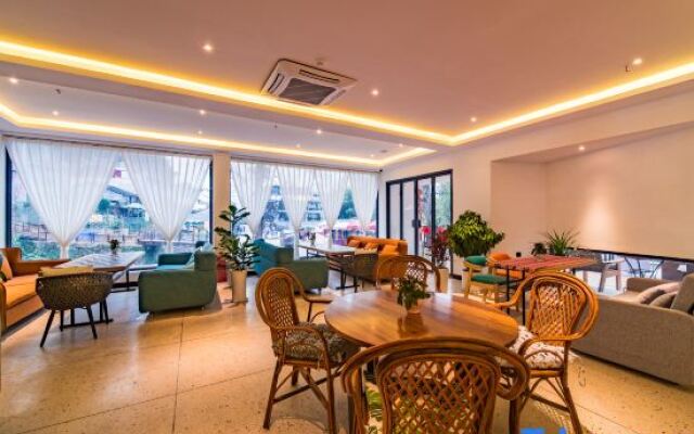 Rosewood Hotel Xingping