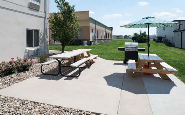 Holiday Inn Express Hotel & Suites Burlington by IHG