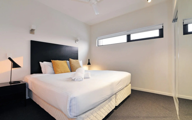 Astra Apartments Arena