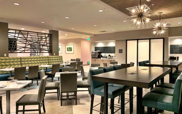 Best Western Premier Hotel at Fisher's Landing