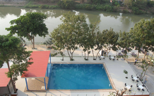 Toh Buk Seng Riverside