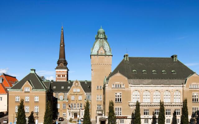 hotelImage
